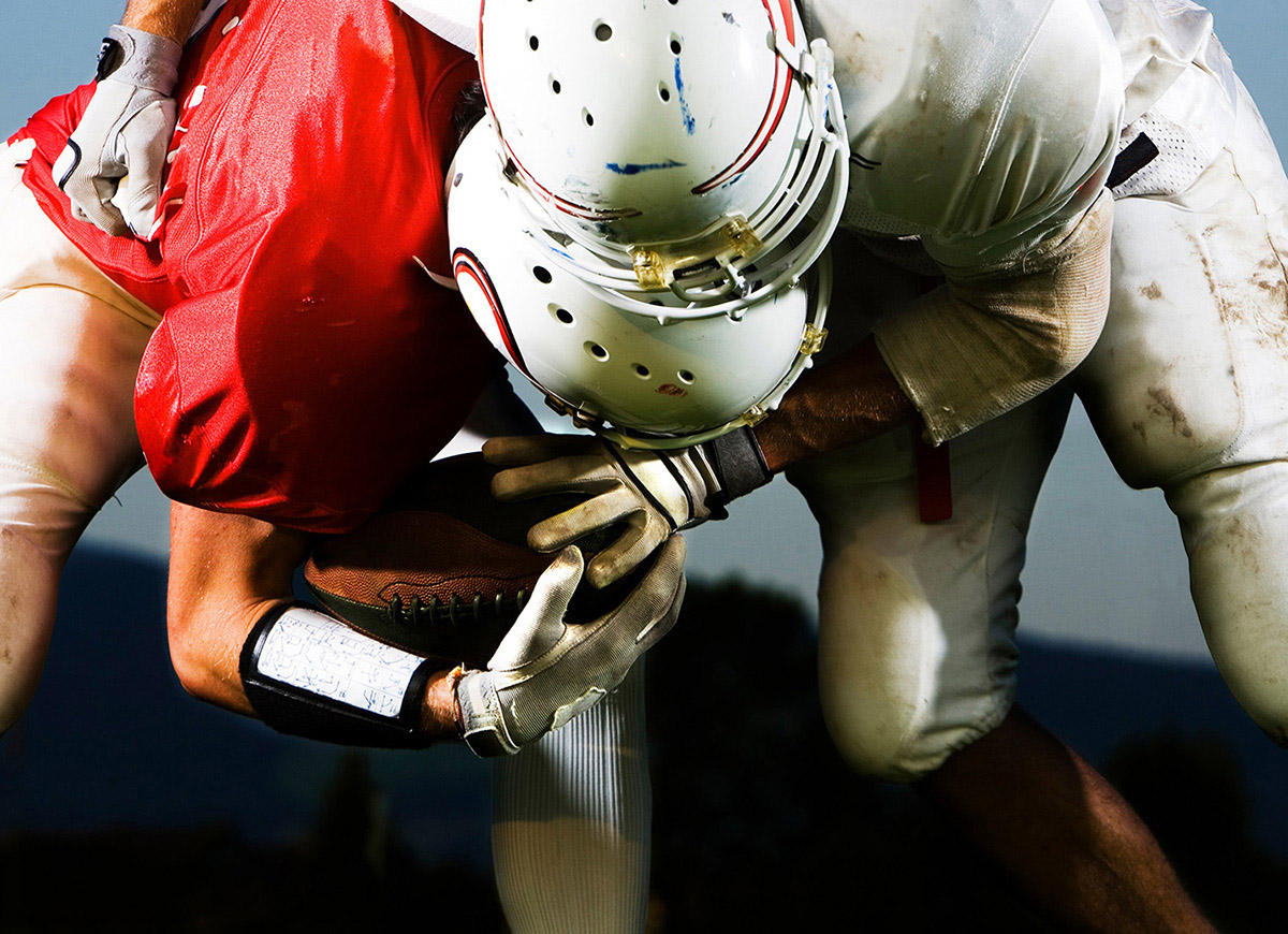 Football players and CTE