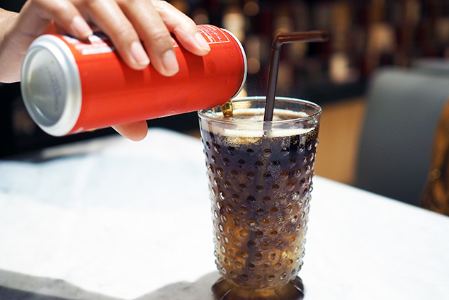 Sugar-sweetened drinks may increase the risk for Alzheimer’s disease