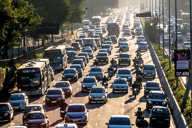 Do loud noises harm the brain?