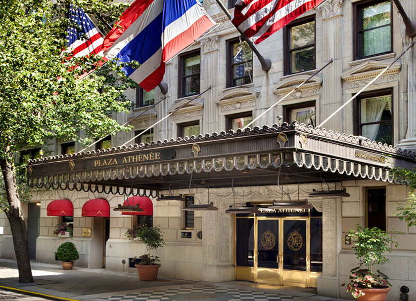 Holiday Bazaar at Hôtel Plaza Athénée